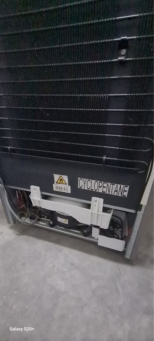 Arca congeladora Hoover vertical