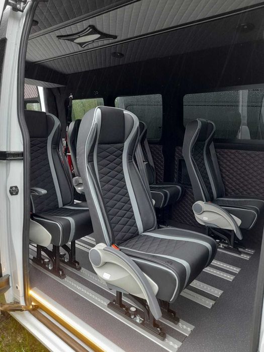 zabudowa busa  - siedzenia,, montaż, homologacja