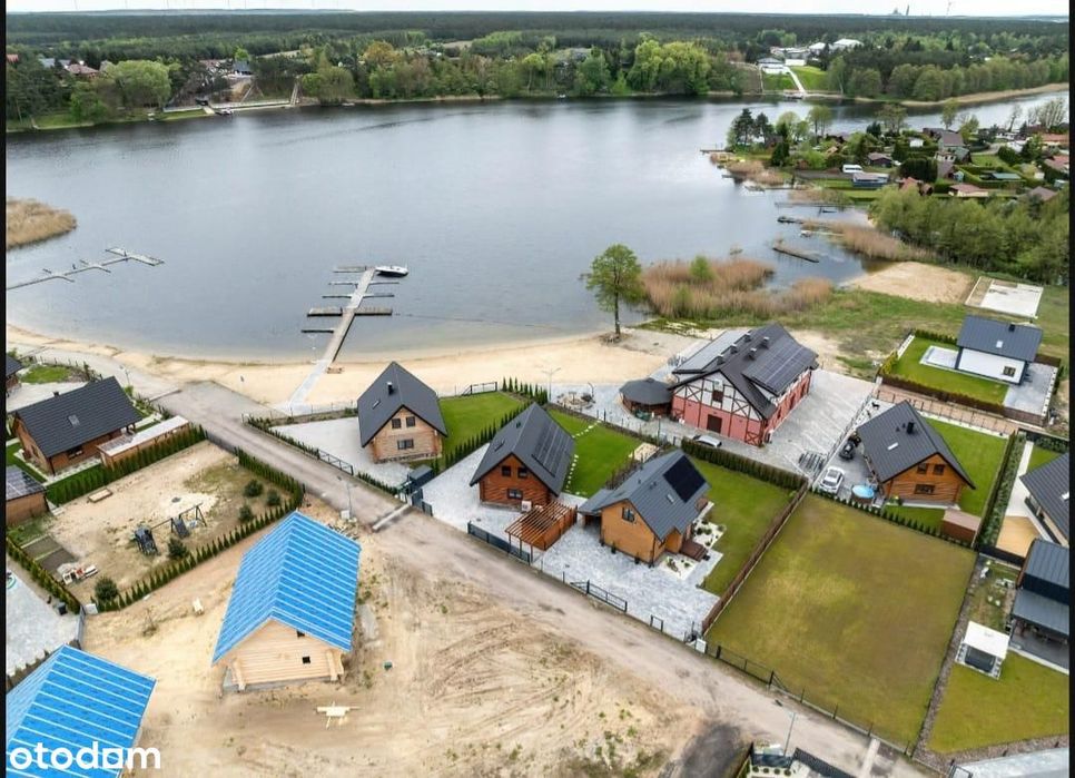 Komfortowy dom nad Jeziorem z miejscem w marinie | 1 linia brzegowa