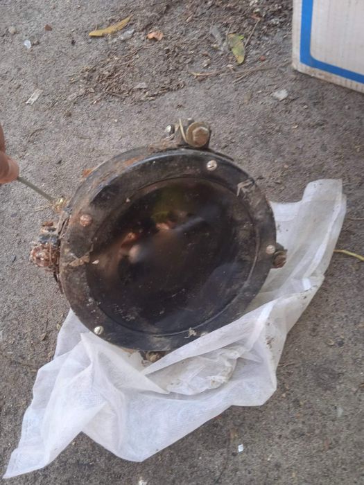 Продам фару гст-64 оу-3 луна фг-125 126 127 танковую глазок светильник