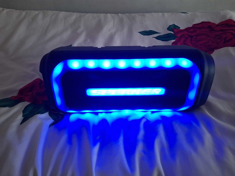 Głośnik bluetooth bezprzewodowy FM nie JBL CHARGE3 sony philips ibiza