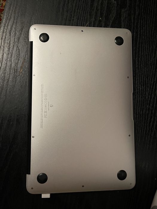 Продам Macbook Air 2014