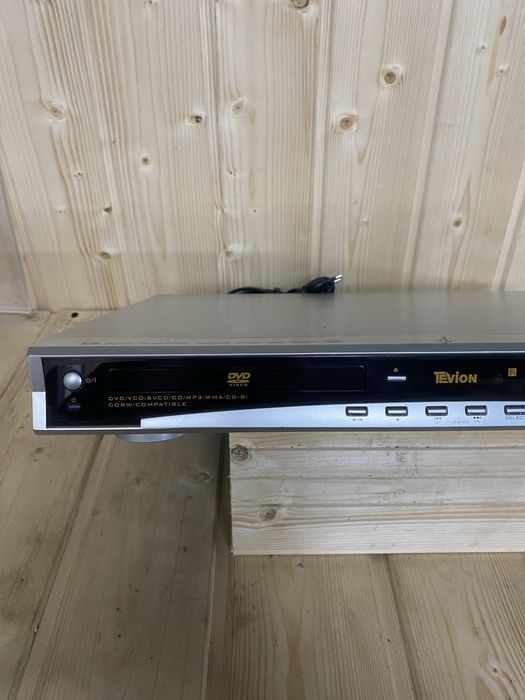 Odtwarzacz DVD Tevion DR-108 – uszkodzony