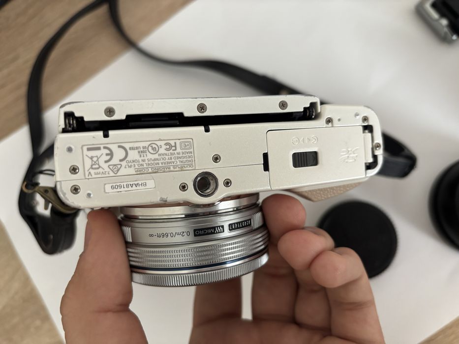 Olympus PEN E-PL7 z dodatkami