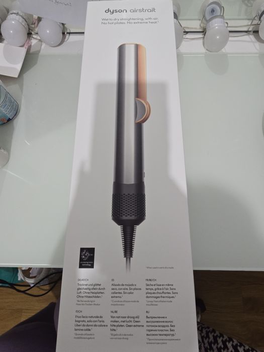 Alisador/Secador Dyson Airstrait