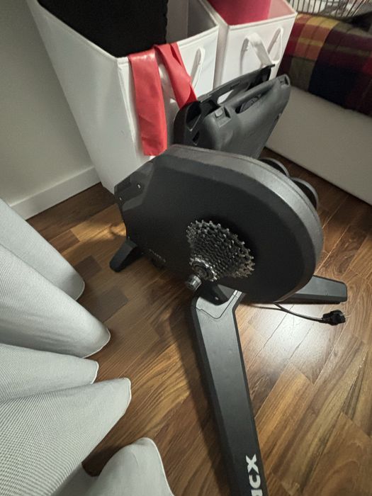 Rolo Interativo Tacx Flux S