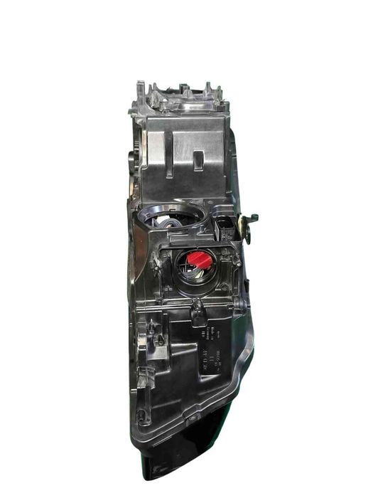 Ótica / Farol Esquerdo AUDI A8 D4