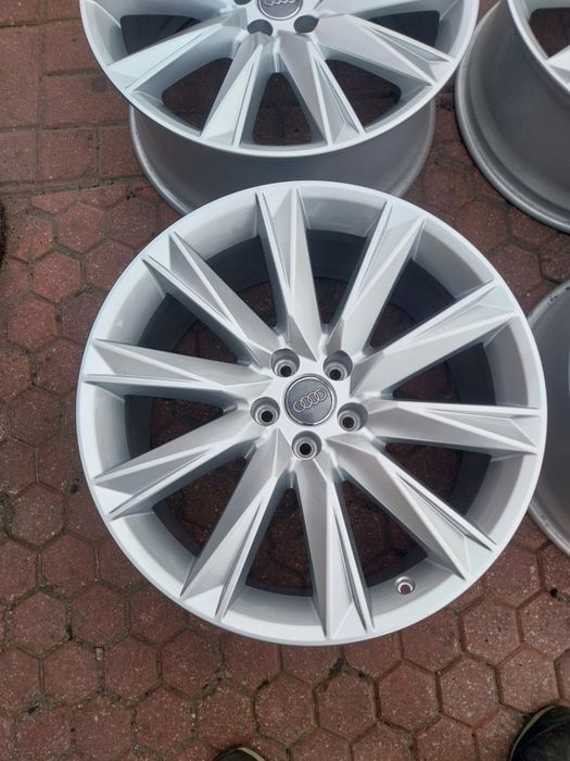 Oryginalne Felgi Aluminiowe Audi R20 5x112 9J ET 38