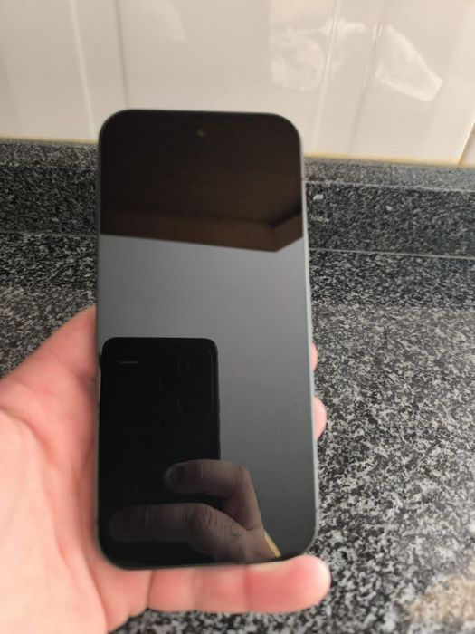 Google Pixel 10 Obsidian