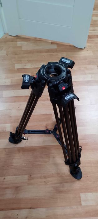 Statyw video 645 Carbon Fast Twin środ. rozp. MVTTWINFC