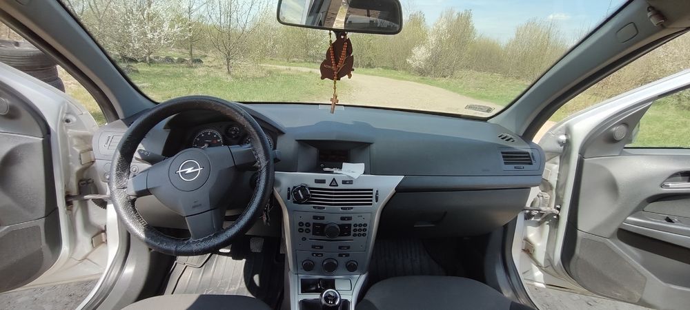 Продається Opel astra h 1.4 бензин