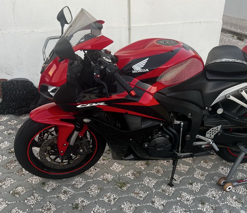 Honda CBR 600 RR (PC40)