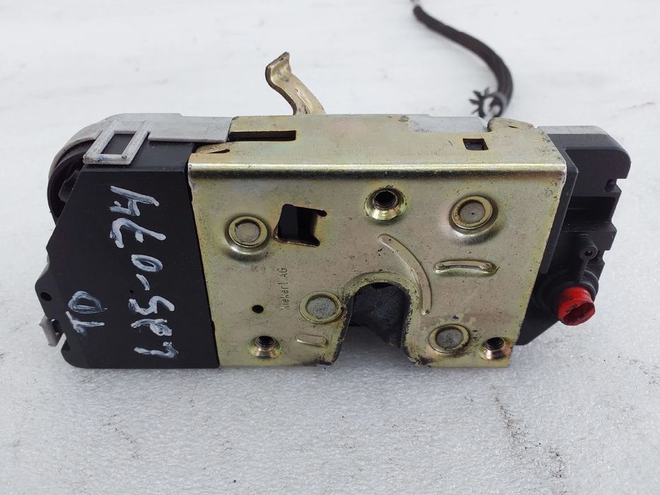 Fechadura / fecho porta trás direito PEUGEOT 307 SW (3H)