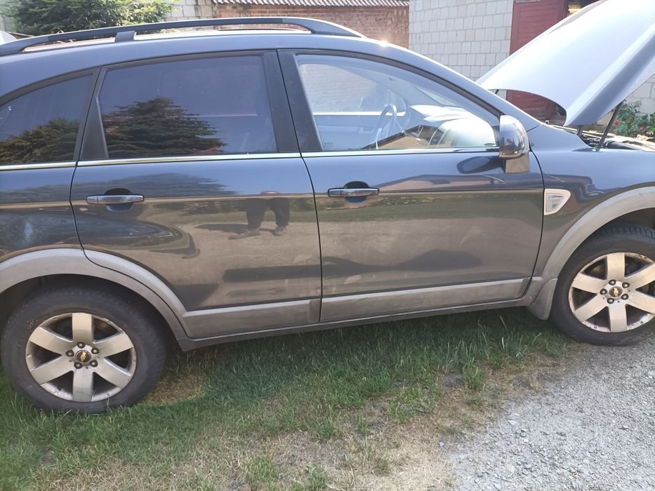 Pas przedni captiva 06-10 r