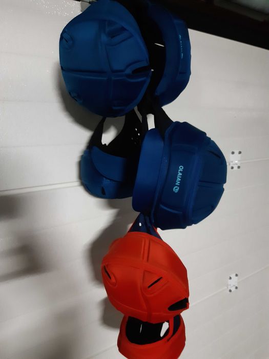 Capacetes para desportos náuticos