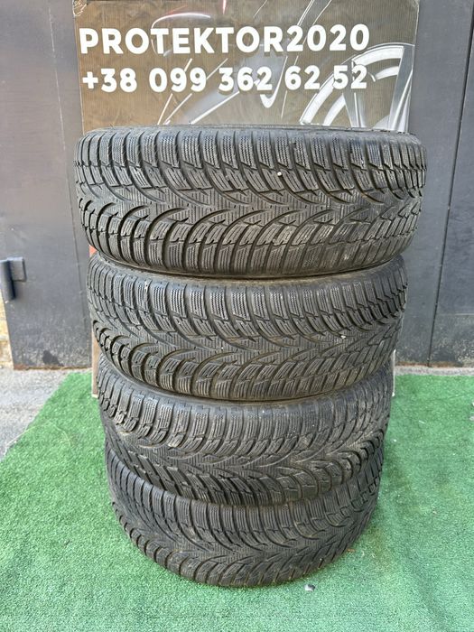 Шини 205/60 R16 Nokian WR зимние комплект.