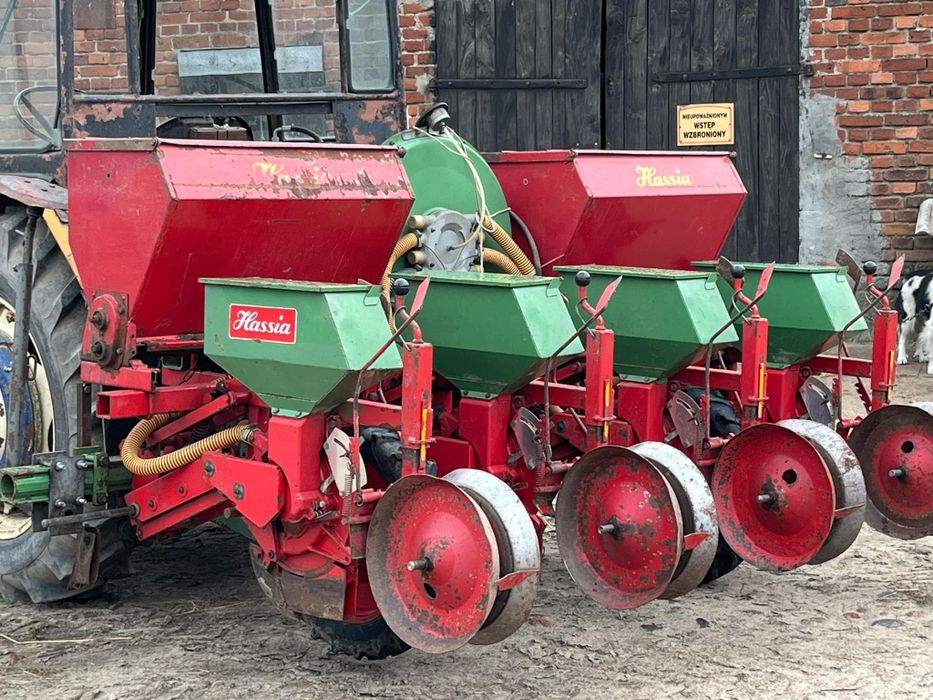 Siewnik do kukurydzy hassia