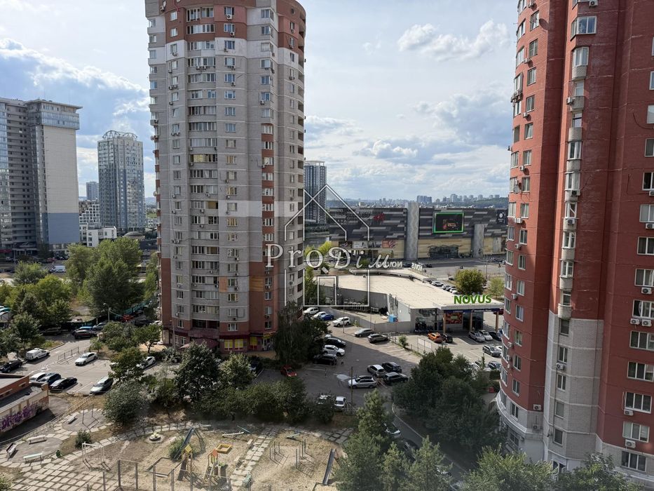 Оренда 3-кімнатної квартири.101 м² | Ахматової 43 | 2 санвузли | River Mall