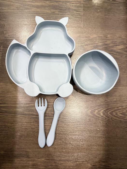 Дитячий посуд силіконовий