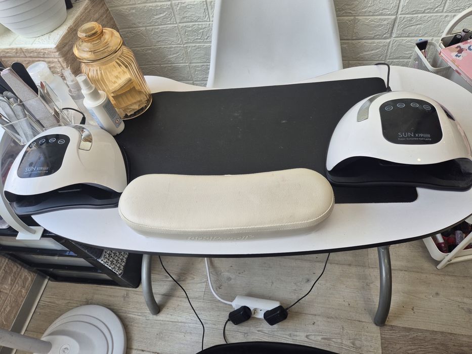 Mesa de manicure portátil