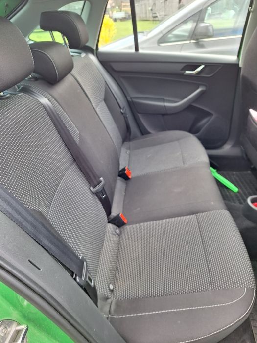 Skoda rapid 1.2 benzyna
