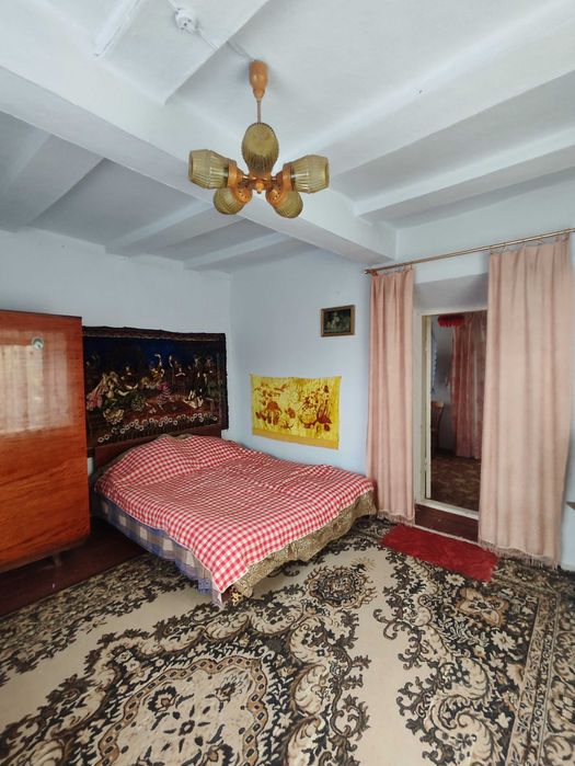 Продам дом в Яськах на 25 сотках земли