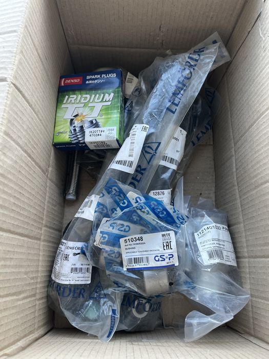 Запчастини до vw golf 6