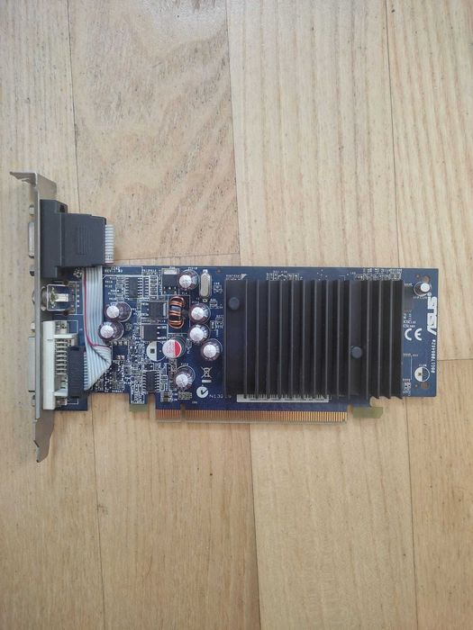 Karta graficzna ASUS EN6200LE TC256/TD/64M/A GeForce 6200 LE PCI-E