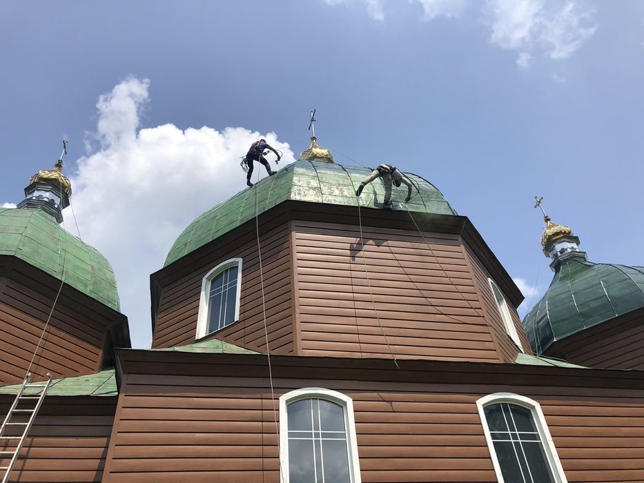 Поспіши! Надійне фарбування покрівлі. Покраска даху, шифера, черепиці