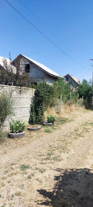 Продам дачу в с.Каролино-Бугаз, за 12500долл.США.