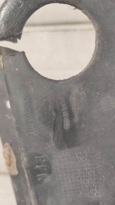 Podszybie osłona volkswagen Touran lift