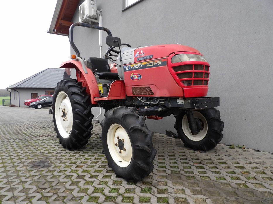 Yanmar AF RS 30 do szparagów między rzędy wysoki prześwit  4x4 kubota