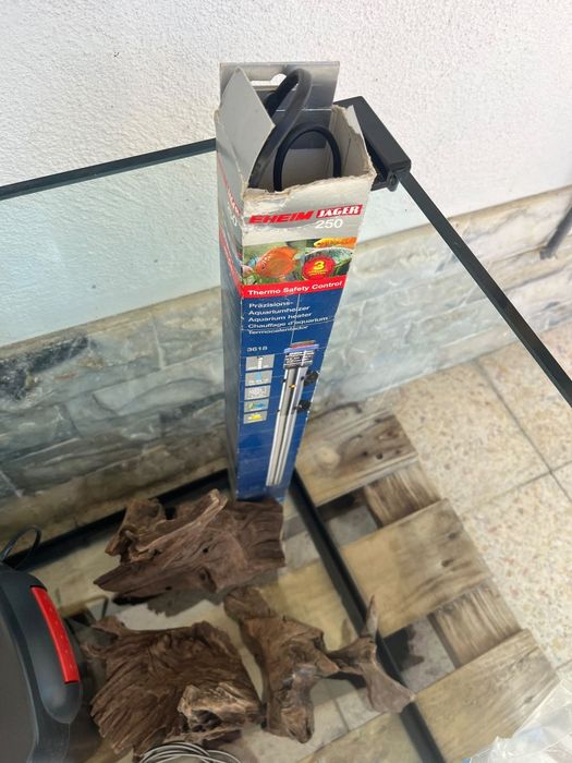 Aquário 300L + Acessórios