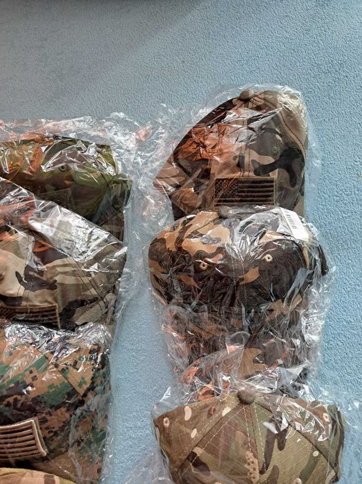 okazja-Wyprzedaż -Czapki z daszkiem różne z nadrukiem-19,99 zł