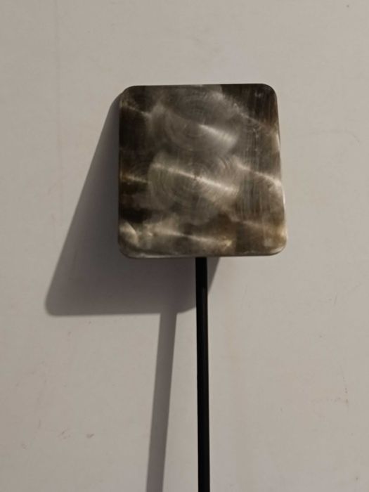 Ferro para torrar o leite creme