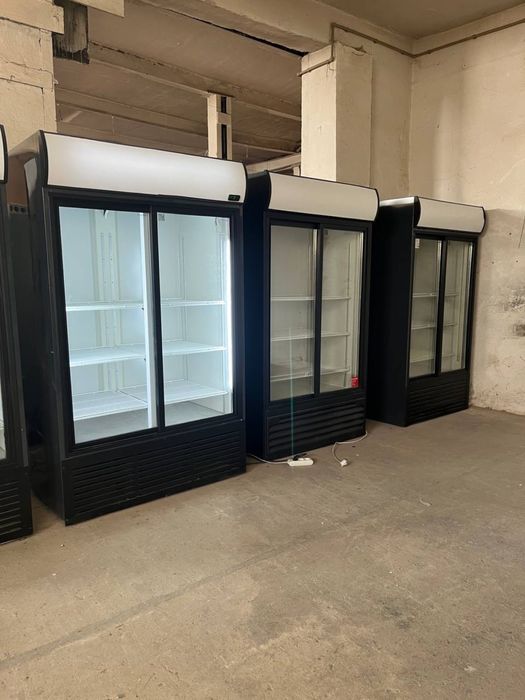 Холодильники, барні, ретро, вітрини, умки, морозилки