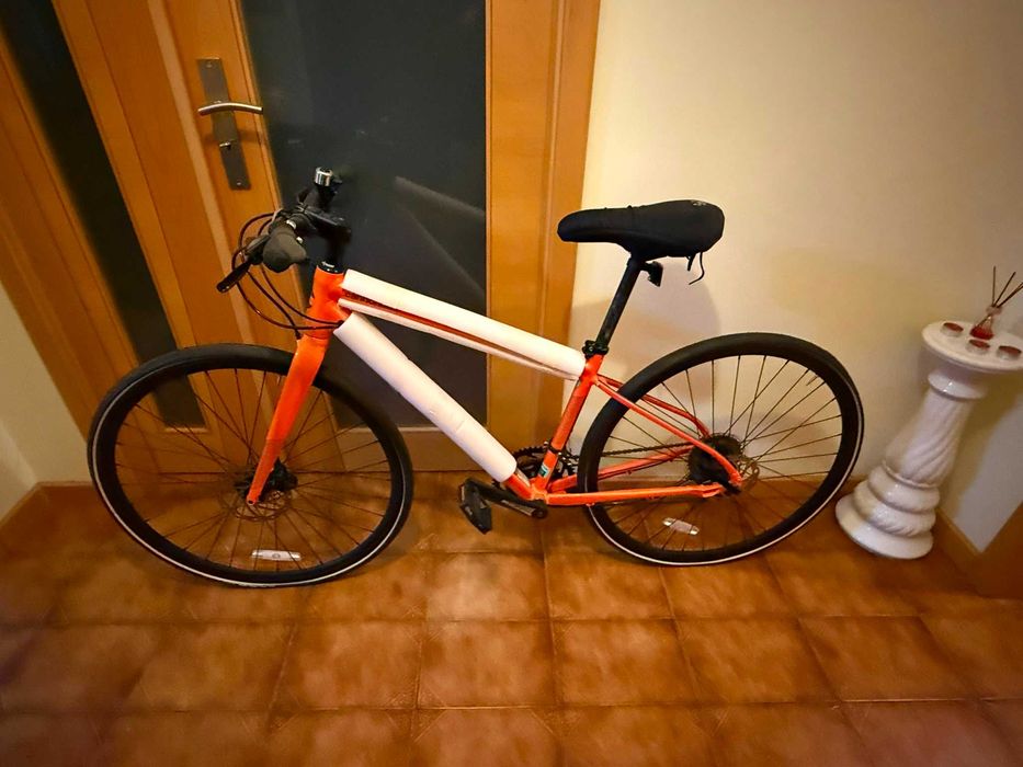 Bicicleta Cannondale laranja nova nunca usado