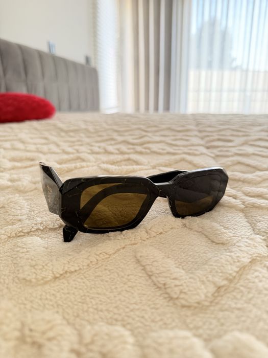 Oculos de sol Prada