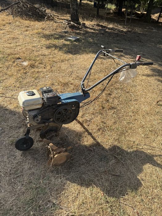 Moto cultivador /enchada