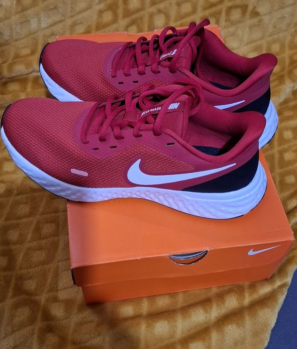 Sapatilhas Nike Revolution 5