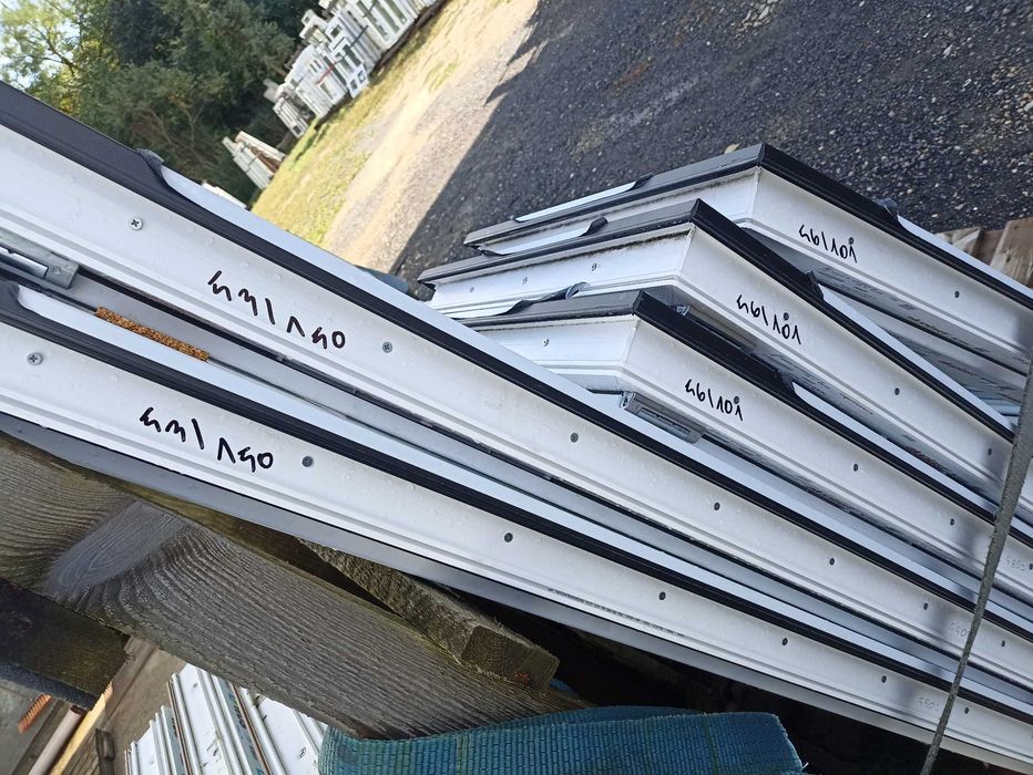 Okno pcv 56/101 czarne