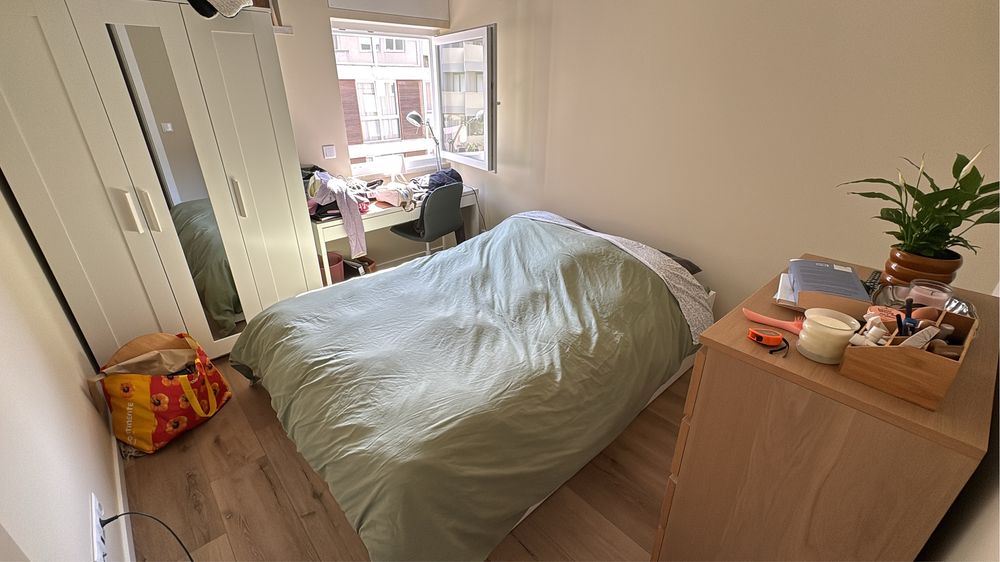 Cama arrumacao ikea Branca