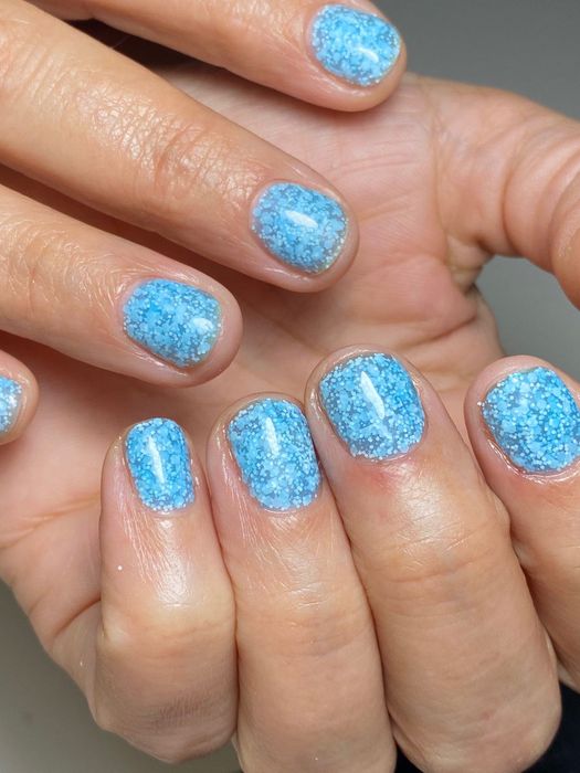 Манікюр та педикюр