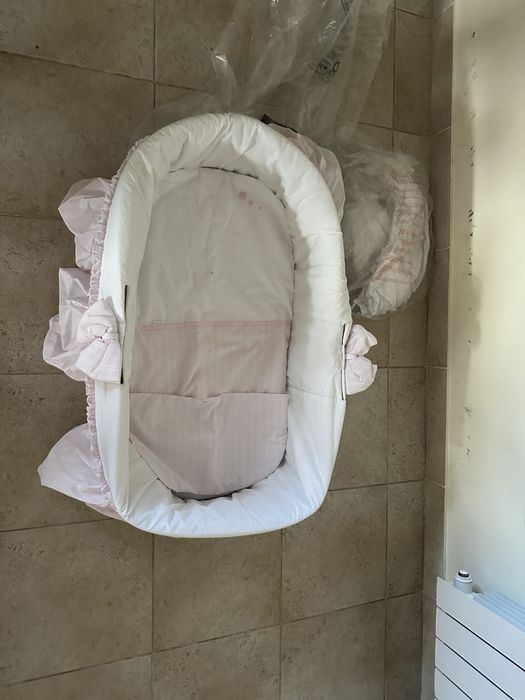 Alcofa zipy menina e mantas de bebé