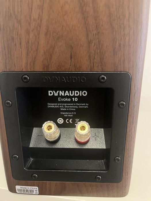 Colunas Dynaudio