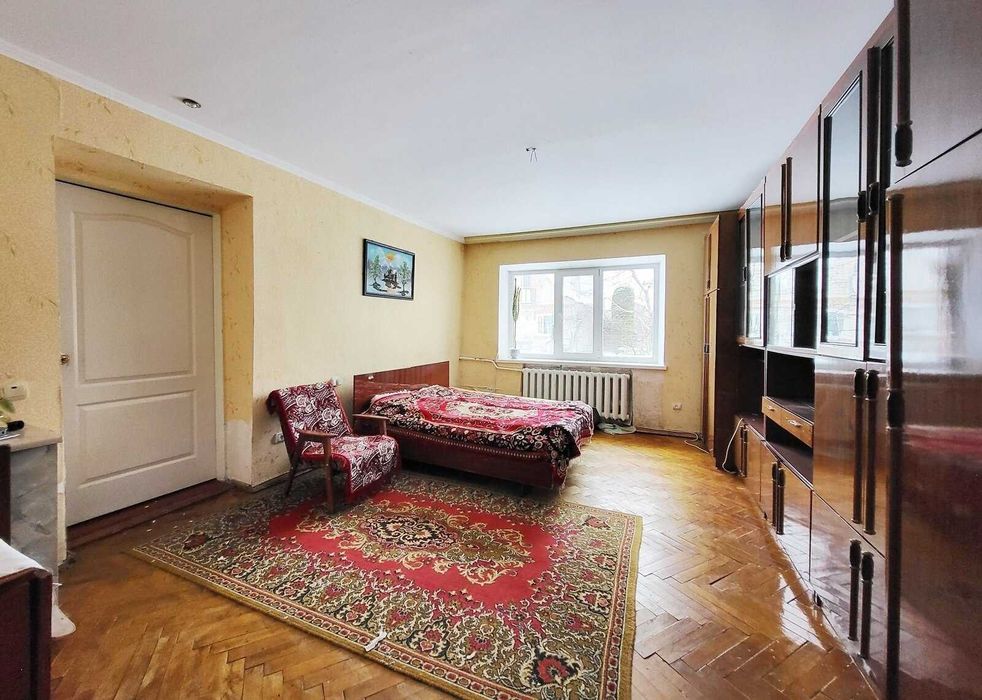 Продаж частини будинку в Центрі