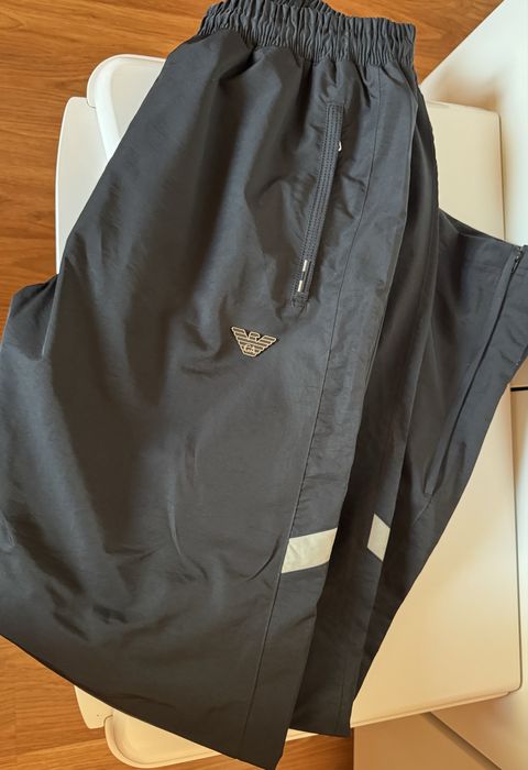 Чоловічий костюм Armani