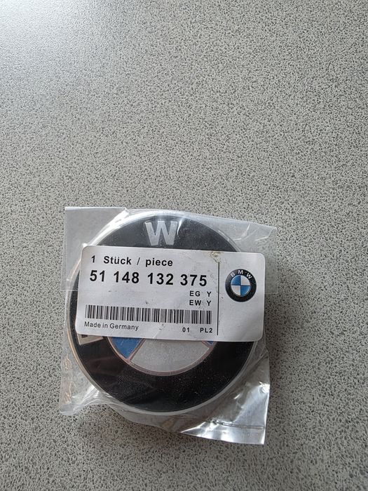 Emblemat 82mm 74mm na maskę bagażnik BMW E60 E46 E90 E39