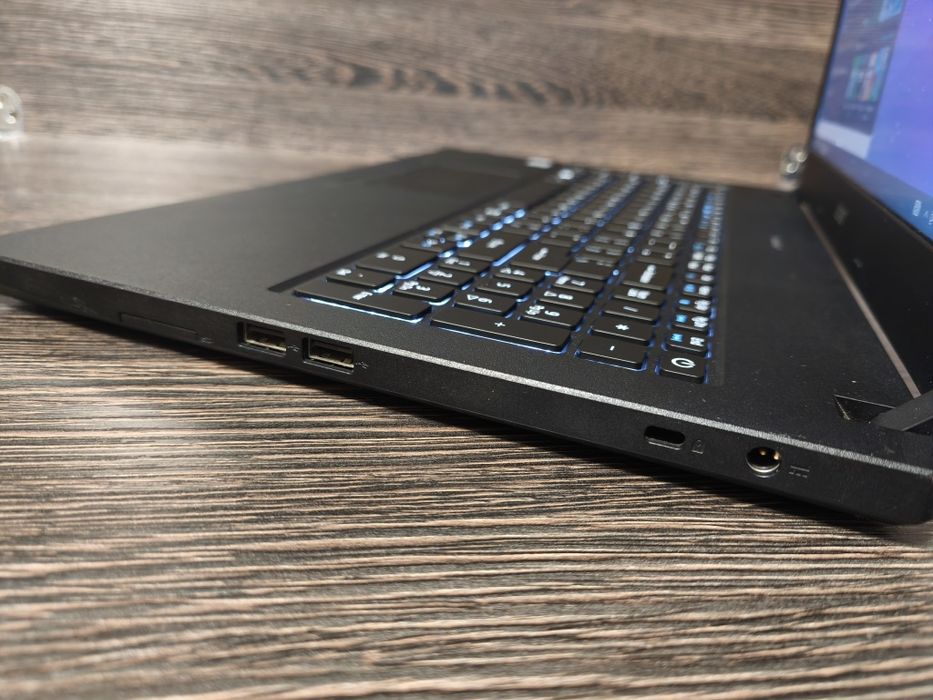 Acer Core i5-7200U | 8GB | 128GB SSD