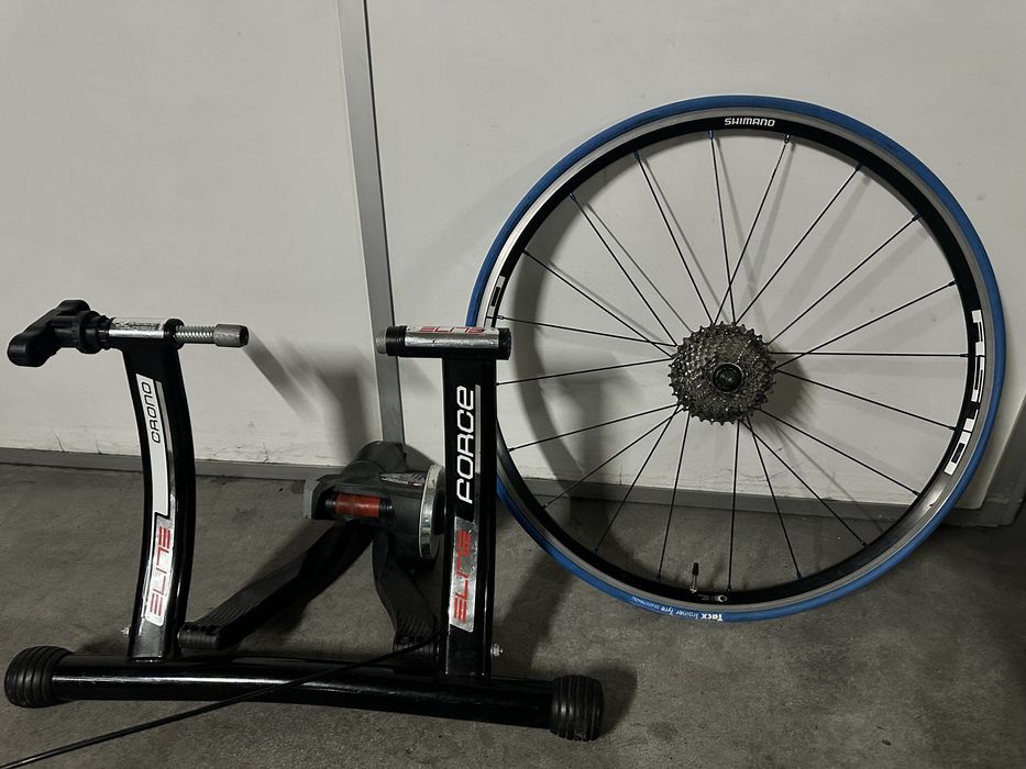 Rolo de treino Elite Force + roda shimano com cassete de 10velocidades